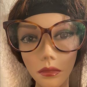 GUCCI Glasses prescription lenses inside. Put your prescription lenses inside